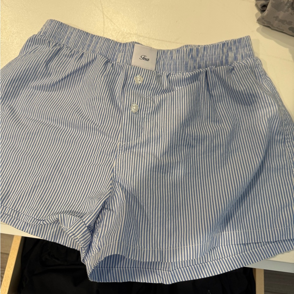 Aritzia TNA - Boxer Shorts XS